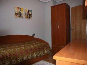 לאון Apartamento La Cenicienta Catedral מראה חיצוני תמונה